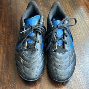 Adidas Soccer Cleats, sz 4.5